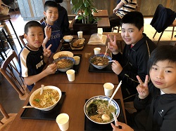 0702 ラーメン,道庁,植物園 2班④HP.jpg