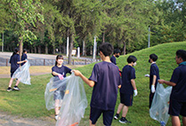 旭川中（屯田公園ゴミ拾い）③.JPG