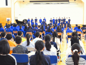 合唱見学１.png