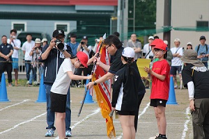 ７優勝旗返還.jpg