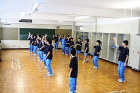地域人材ダンス３.jpg