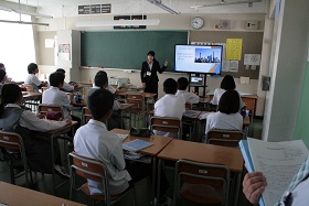 教育実習社会１.JPG