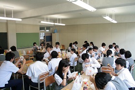 ５バザー３.JPG