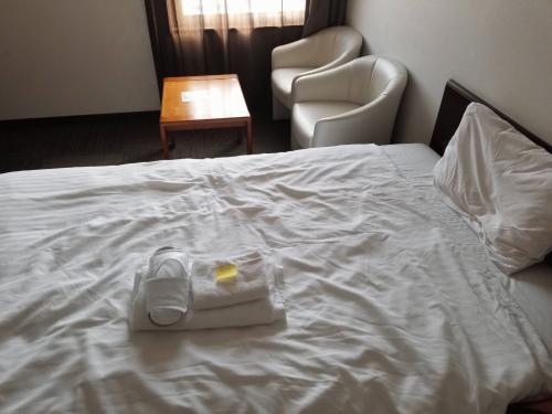 bed1.jpg
