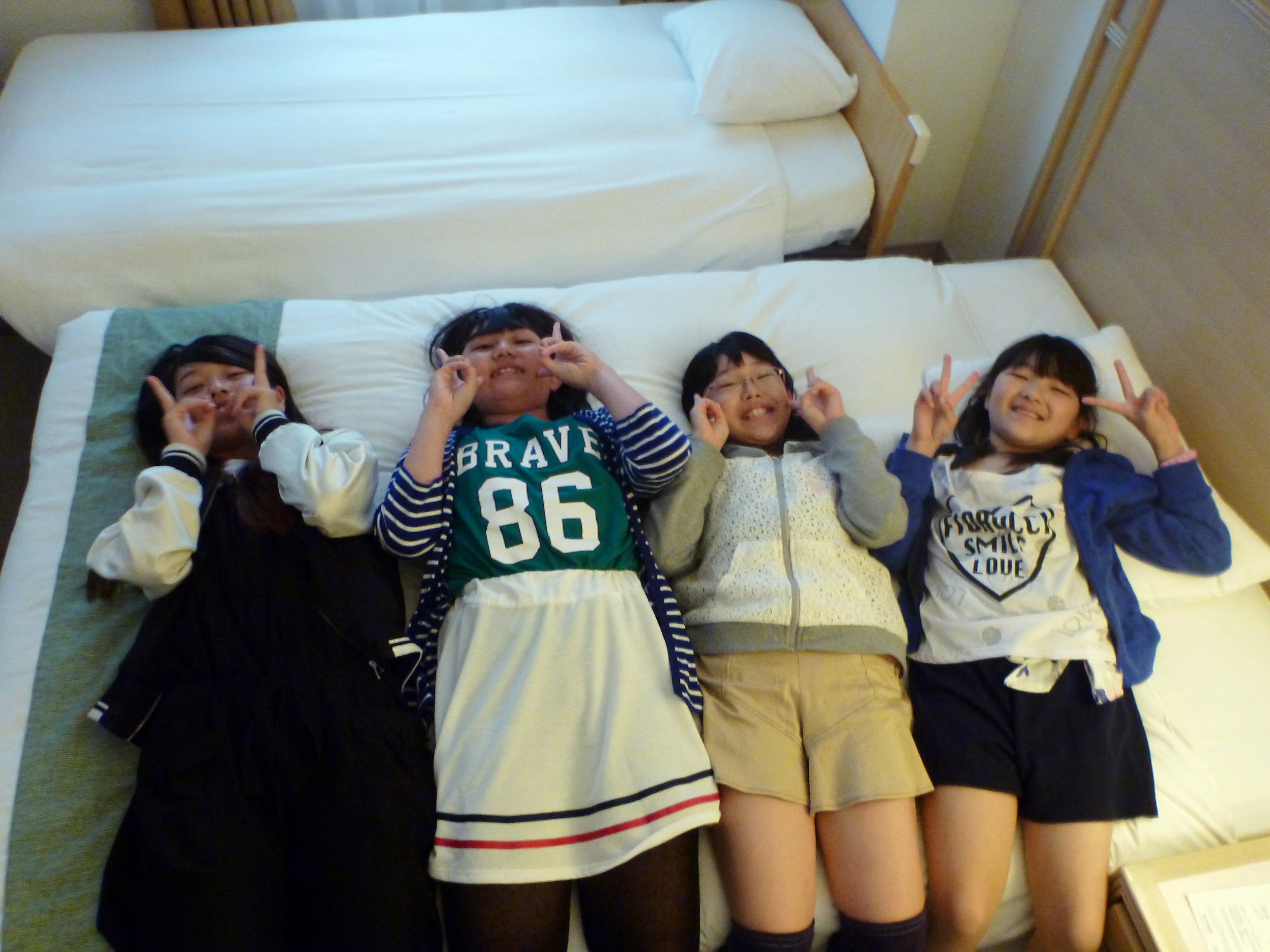 【小中学生】♪美少女らいすっき♪ 423 【天てれ・子役・素人・ボゴOK】 	YouTube動画>84本 ->画像>1928枚 