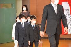 R4 入学式入場.JPG