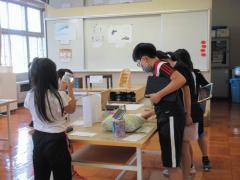 R4夏休み作品展4年.JPG