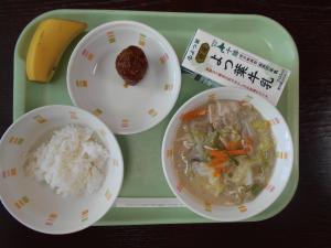 0612  給食.JPG