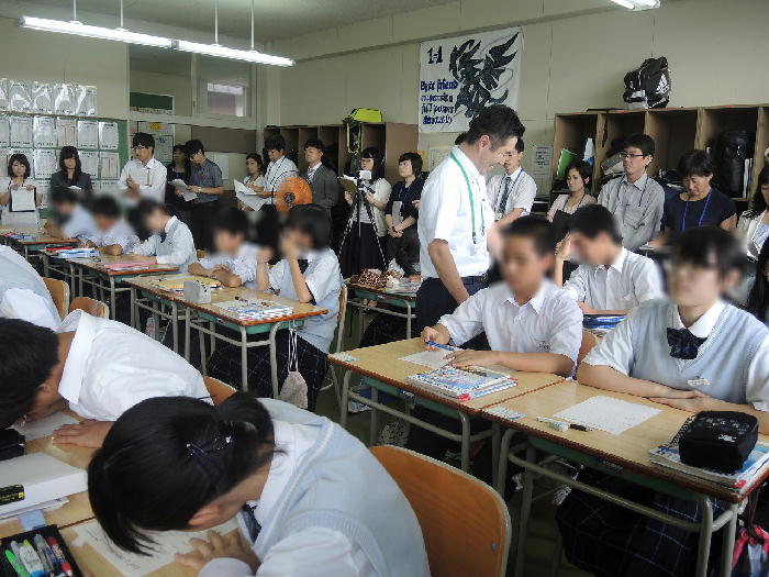 http://www.asahikawa-hkd.ed.jp/shunkoudai-jhs/eigo.jpg
