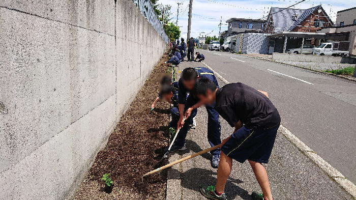 http://www.asahikawa-hkd.ed.jp/shunkoudai-jhs/furaw2.jpg