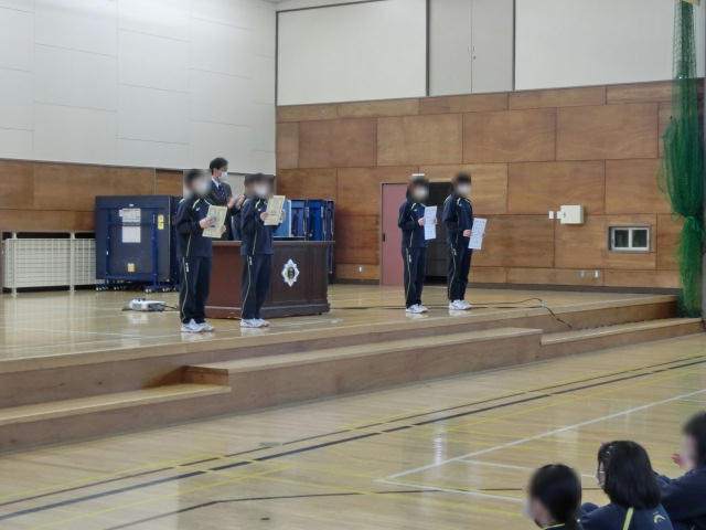 http://www.asahikawa-hkd.ed.jp/shunkoudai-jhs/hyiouso22.jpg