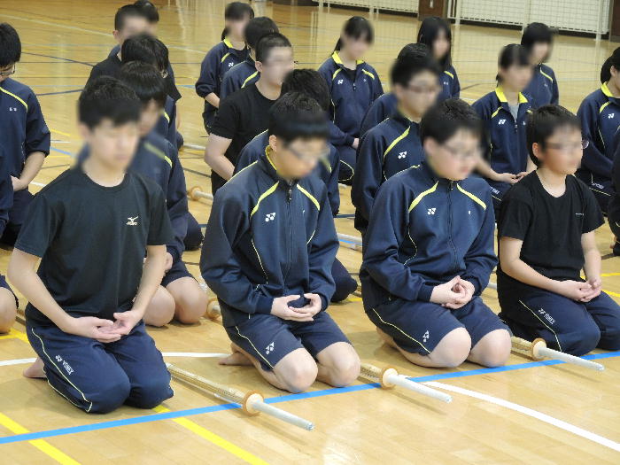 http://www.asahikawa-hkd.ed.jp/shunkoudai-jhs/ken3.jpg