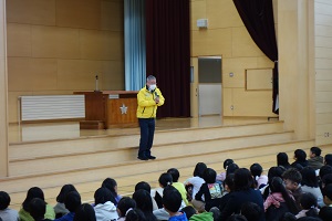 校長講話(300).JPG
