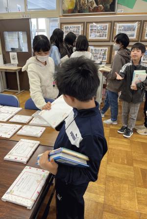 ホームページ 本のお楽しみ袋.JPG