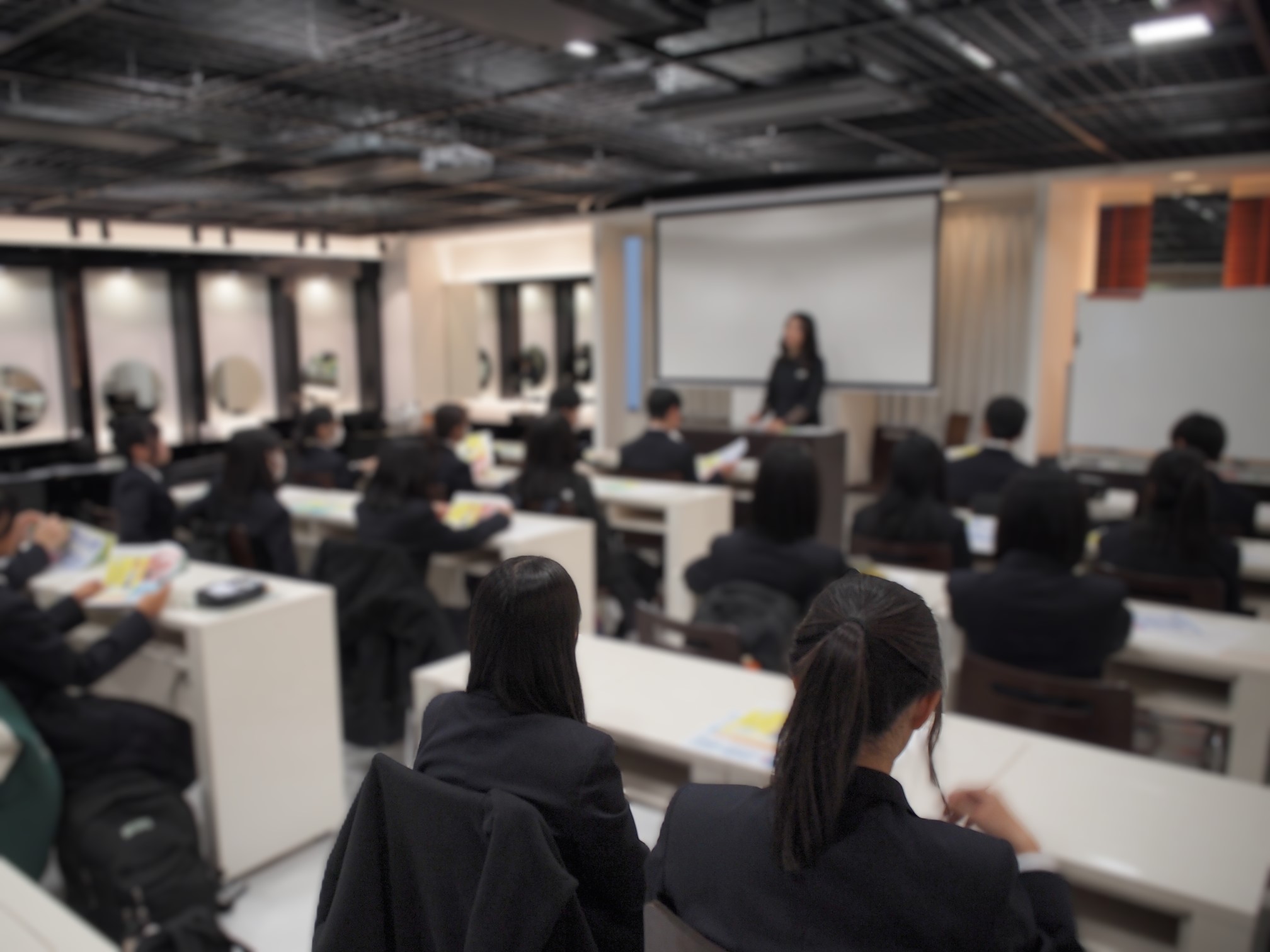 http://www.asahikawa-hkd.ed.jp/toumei-jhs/PA303926.jpg