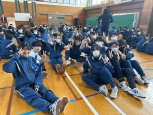 全校お楽しみ会 (3)[1].jpg