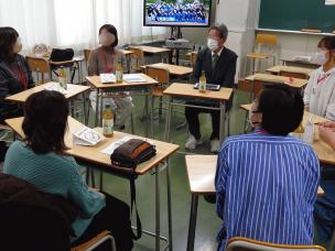 ２学期参観日 (懇談).jpg